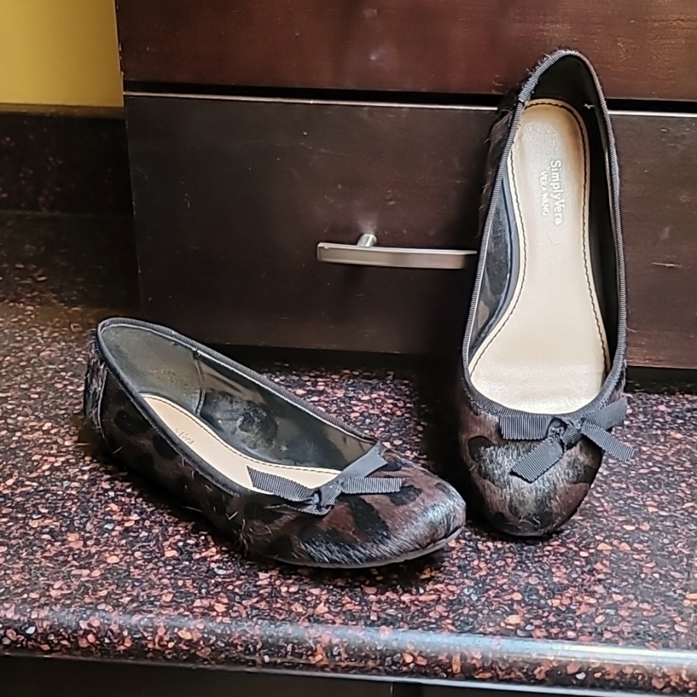 Simply Vera Vera Wang flats